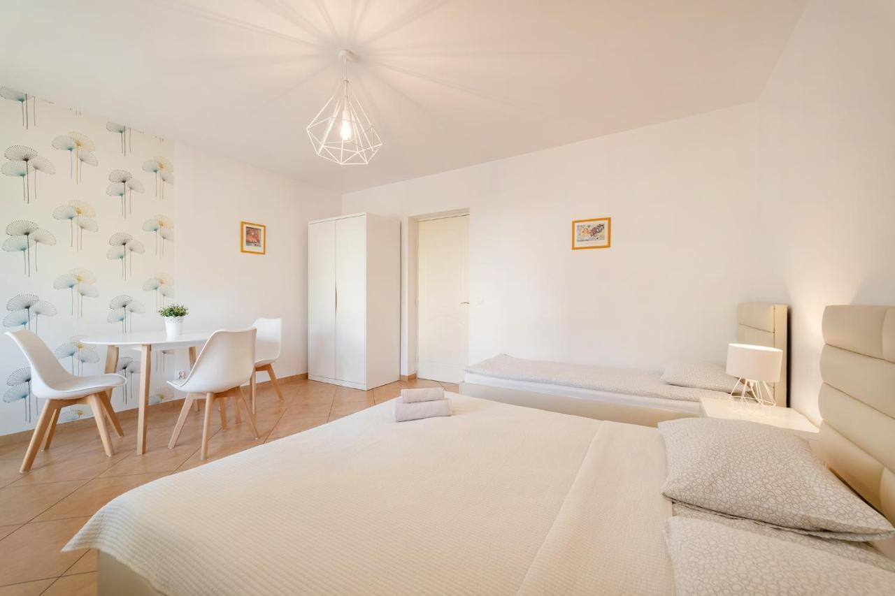 Mario Pokoje - Apartamenty Jastarnia Exterior foto